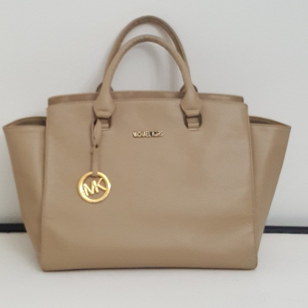 Women's MICHAEL KORS Large Luggage  Beige Leather Satchel Bag Tote Handbag